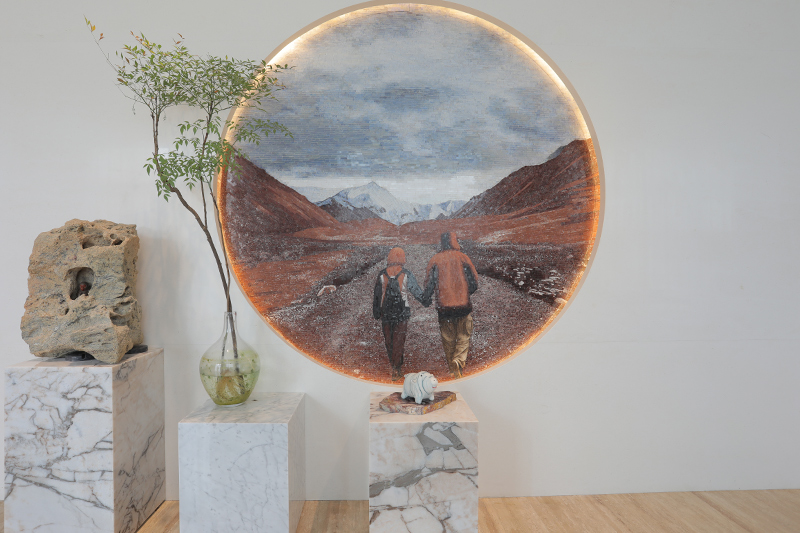 Художественная выставка стенда и мраморные картины